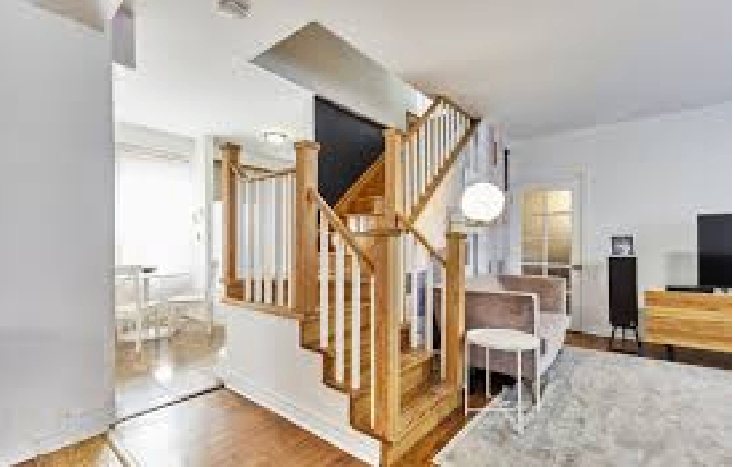 Spacious 3-Bed House for Rent – IG6 2SF