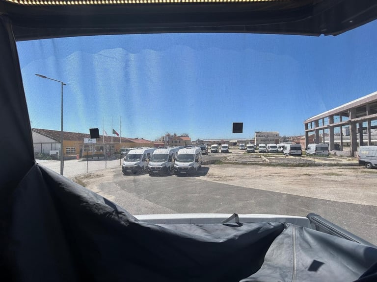 Fiat Weinsberg Carabus 600 MQ R | 4 Berth | Fully Equipped