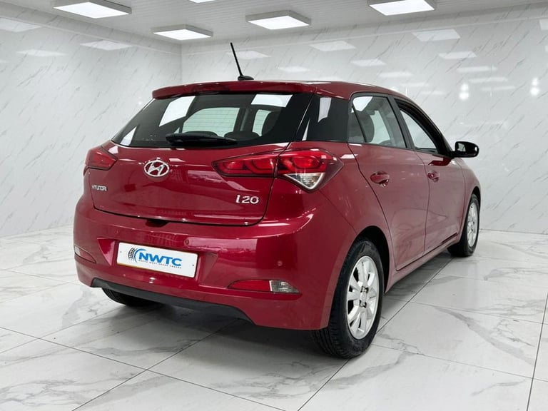 2016 Hyundai i20 1.2 SE Hatchback 5dr Petrol Manual Euro 6 (84 ps) F/S/H! 1 FORMER OWNER Hatchbac...