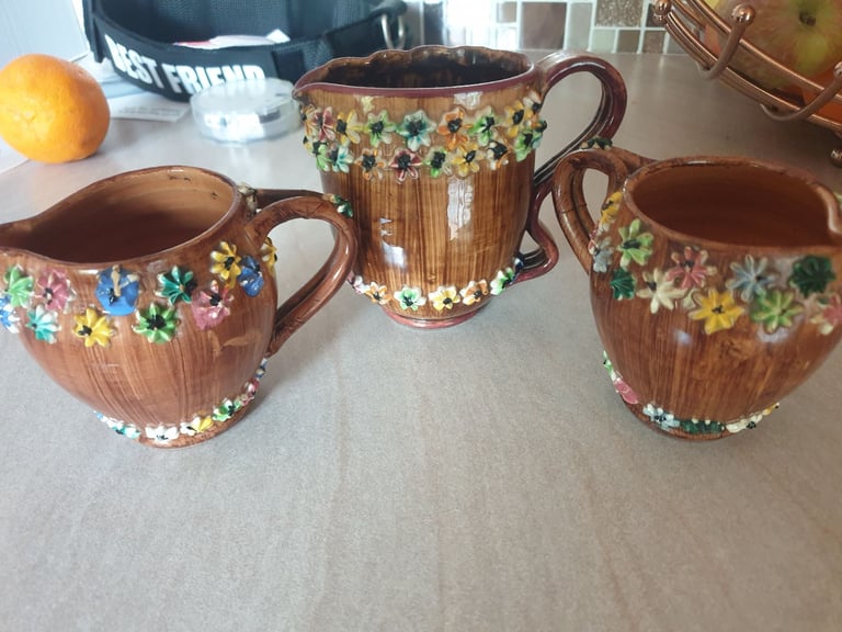 image for vintage milk jugs 