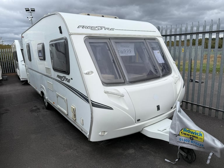 Abbey Freestyle 540 Fixed Bed Side Washroom