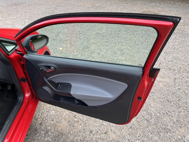 2013 SEAT Ibiza 1.2 S Sport Coupe 3dr Petrol Manual Euro 5 AC (70 ps) Hatchback Petrol Manual