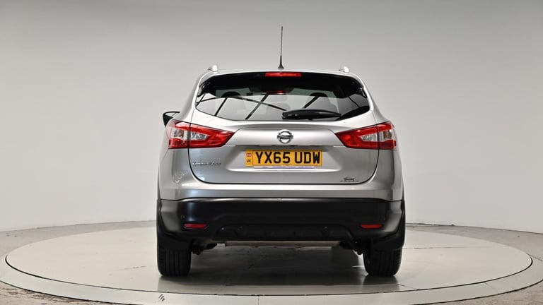 2015 Nissan Qashqai 1.6 dCi n-tec+ XTRON 2WD Euro 6 (s/s) 5dr HATCHBACK Diesel Automatic