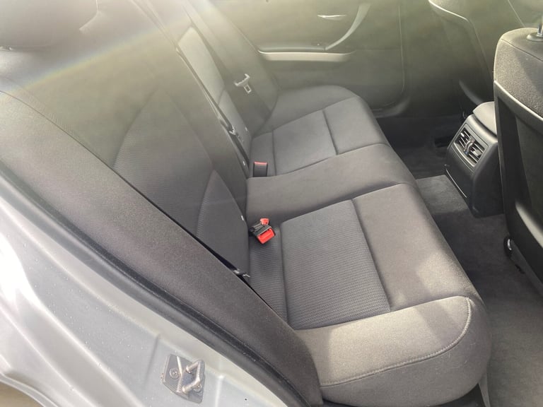 2009 BMW 3 Series 318i SE 4dr Step Auto SALOON Petrol Automatic