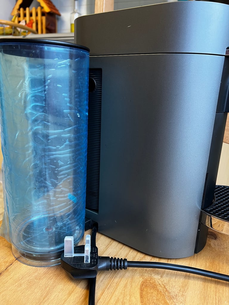 Nespresso Virtuoplus Coffee Machine 
