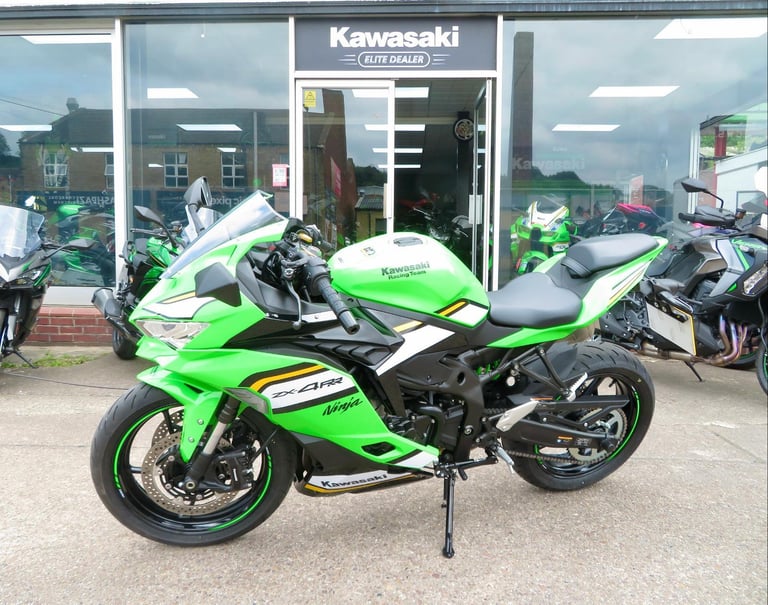 KAWASAKI NINJA ZX-4RR 2025