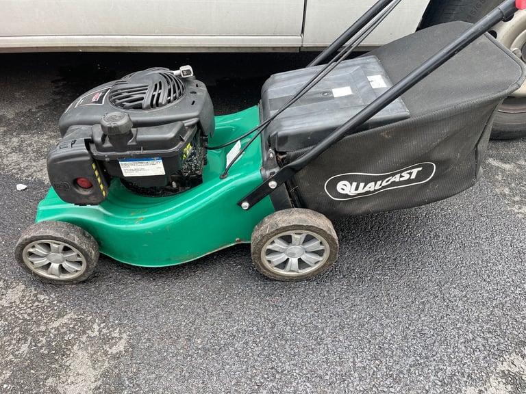 Qualcast petrol lawn mower £70 can deliver