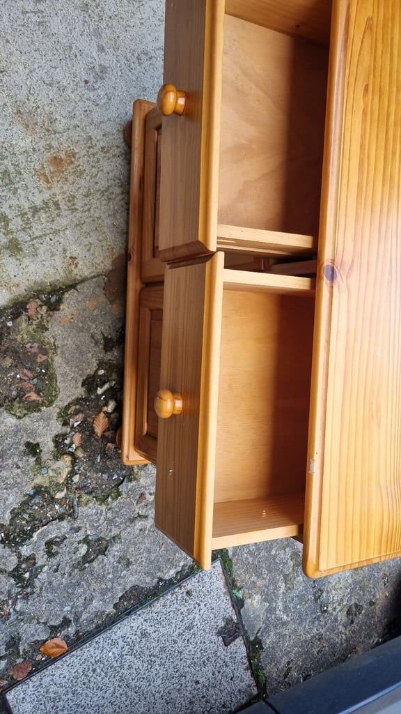 Pine 2 Drawer cabinet