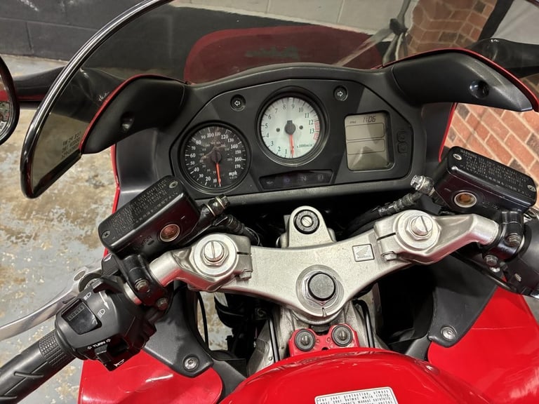 Honda VFR 800 - For sale in Chesterfield