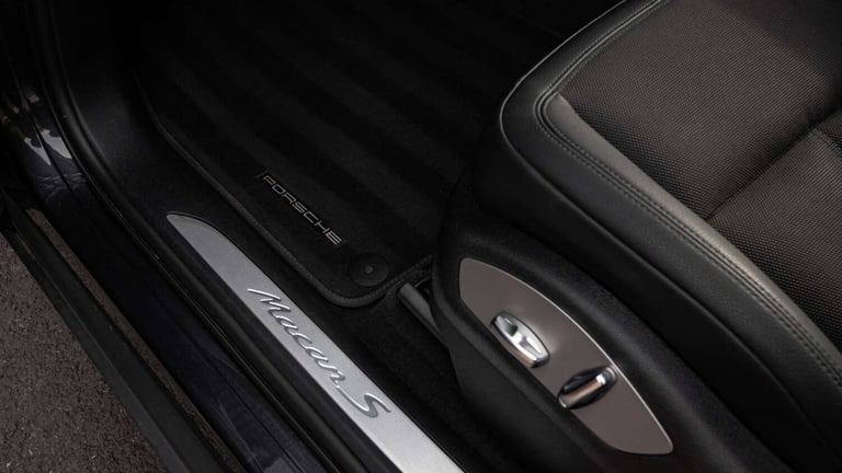  Porsche Macan S S-A SUV Petrol Automatic