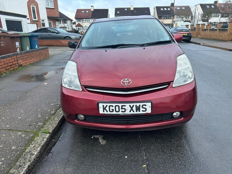 image for 2005 Toyota Prius 1.5 VVTi T4 Hybrid 5dr CVT Auto HATCHBACK Petrol/Electric Hybrid Automatic