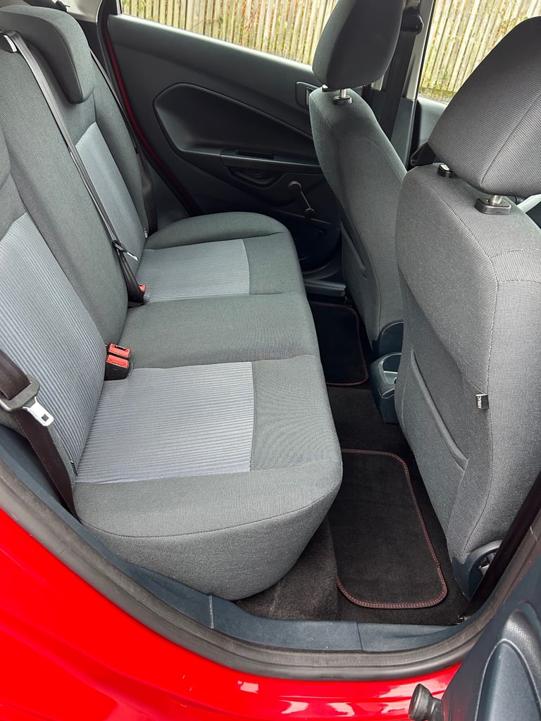 2012 Ford Fiesta 1.25 Style 5dr HATCHBACK Petrol Manual
