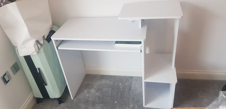 White desk - in excellent condition 