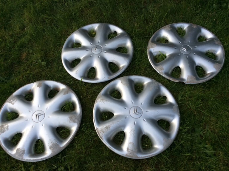 Set of 4 Citroen Car Wheel Trims