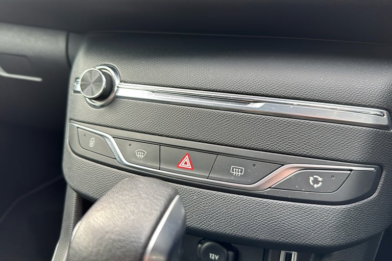  Peugeot 308 2.0 Bluehdi Gt Line Hatchback 5dr Diesel Eat Euro 6 s/s 150 Ps