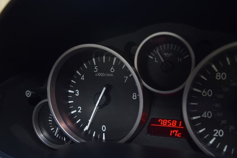 MAZDA MX-5 2.0 i Sport Tech Red Manual Petrol 2012