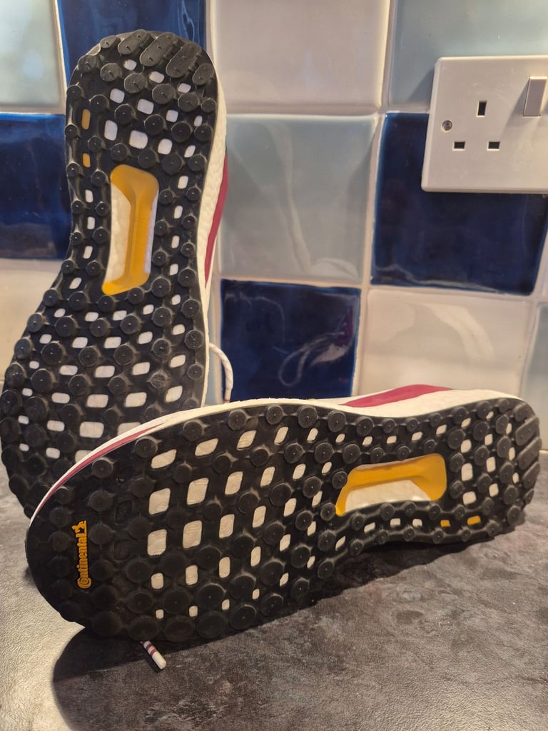 Adidas Trainers  ( Pharrell Williams  )