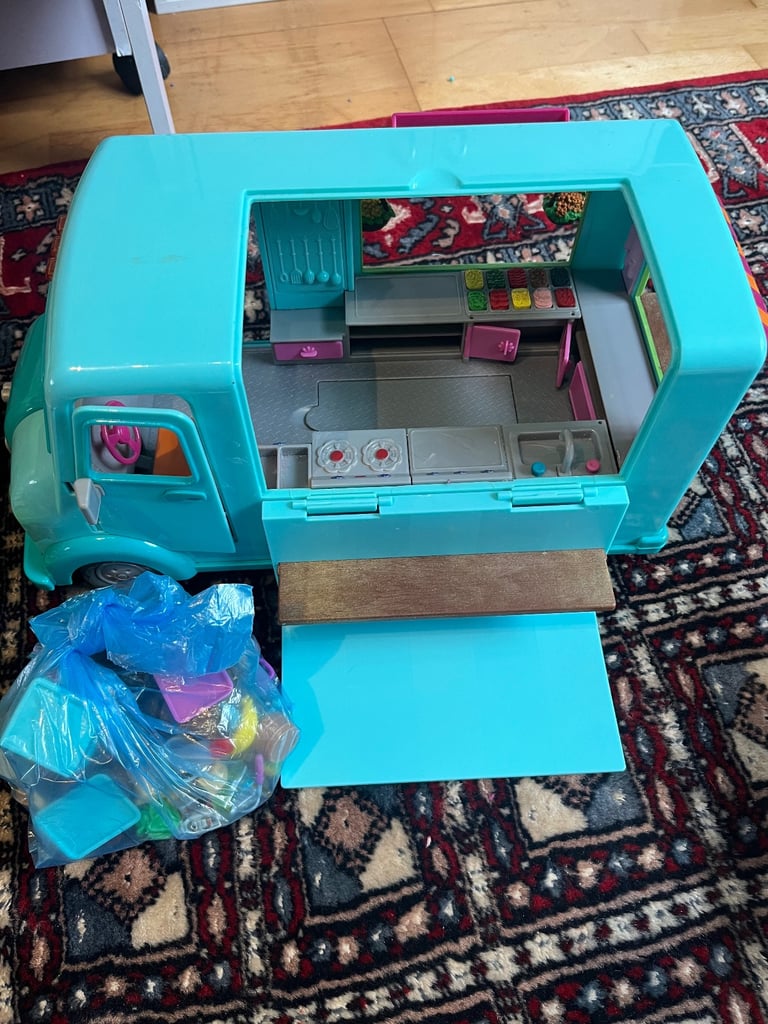 Li’l Woodzeez Honeysuckle Food Truck 