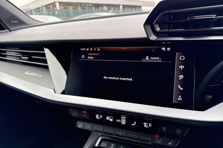 2025 Audi RS3 2.5 TFSI Carbon Vorsprung S Tronic quattro Euro 6 (s/s) 4dr Saloon Automatic