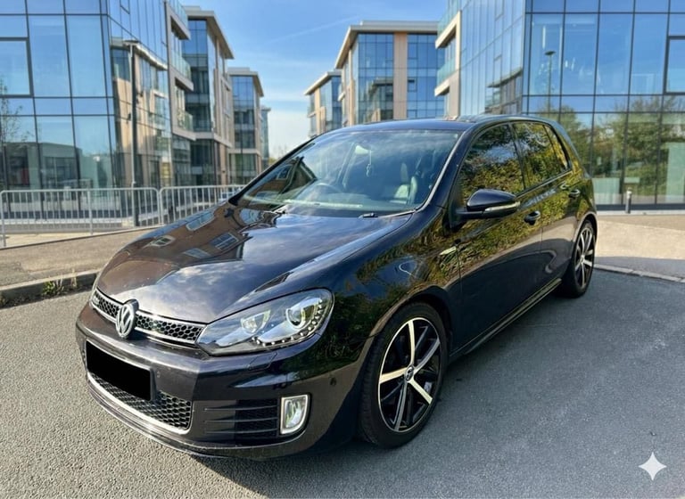 Volkswagen, GOLF, Hatchback, 2011, Semi-Auto, 1968 (cc), 5 doors