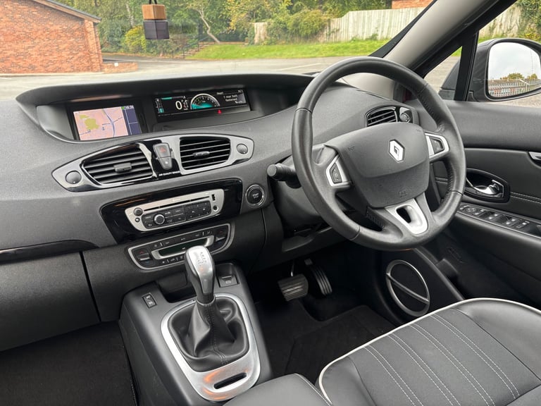 Renault, SCENIC, MPV, 2012, Semi-Auto, 1461 (cc), 5 doors
