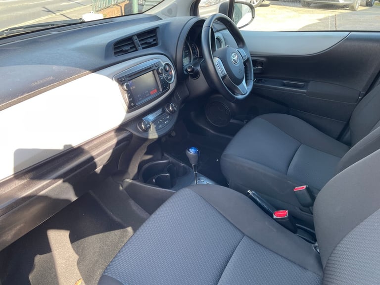 2013 Toyota Yaris DEPOSIT NOW TAKEN  HATCHBACK Petrol/Electric Hybrid Automatic