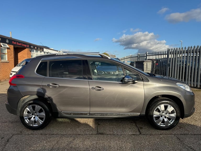2016 Peugeot 2008 1.2 PureTech Allure Euro 6 (s/s) 5dr HATCHBACK Petrol Manual