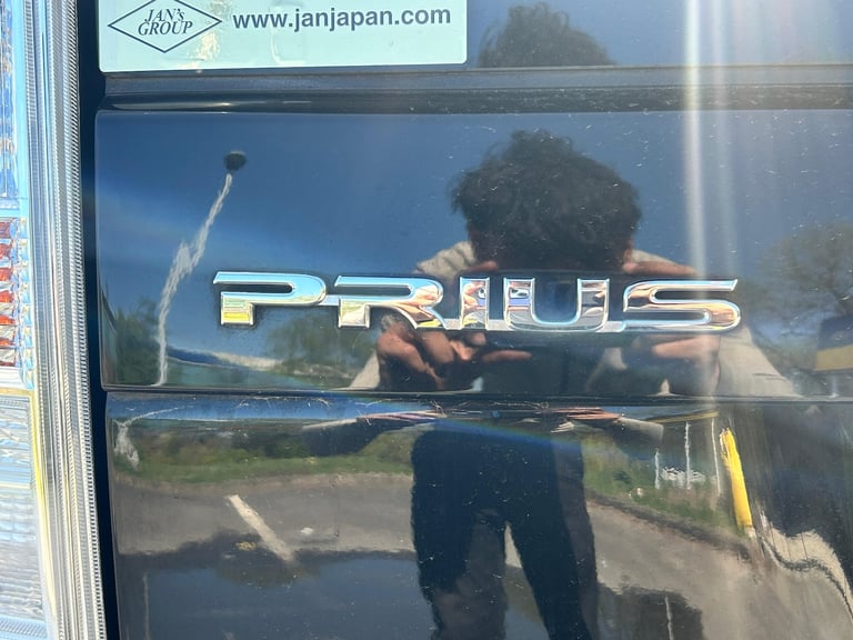 2011 Toyota Prius 1.8L PRIUS HYBRID PETROL Petrol