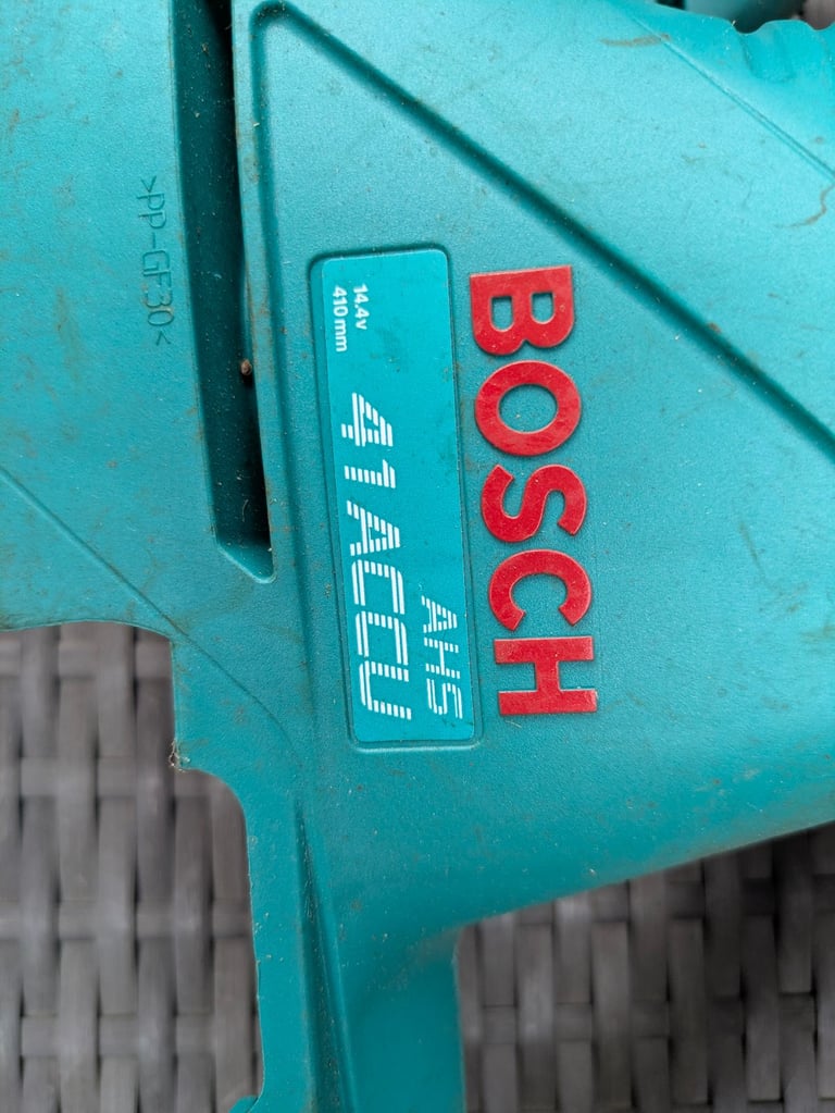 Hedge trimmer 