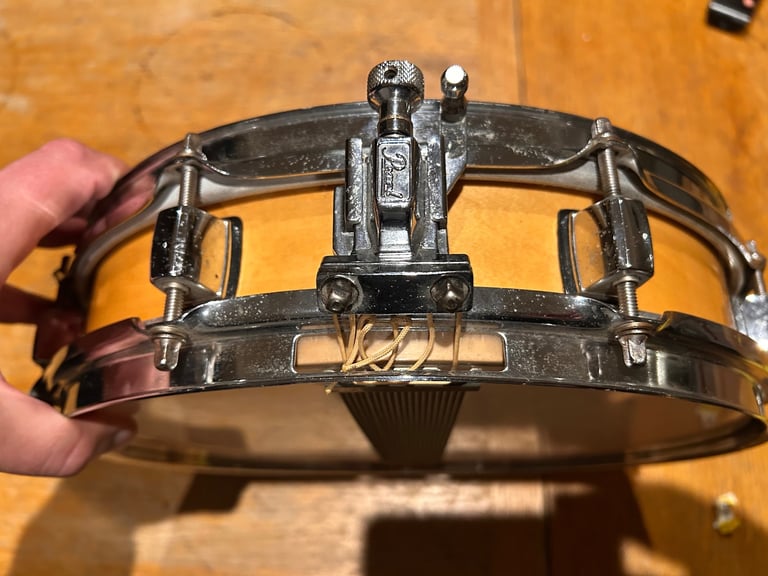 Pearl Piccolo 13x3” Maple snare drum