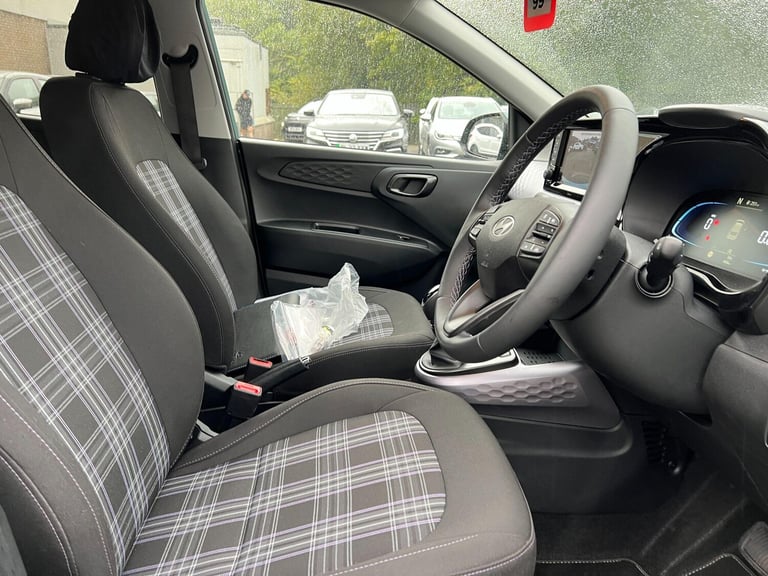 2025 Hyundai i10 1.2 Premium Auto Euro 6 (s/s) 5dr HATCHBACK Petrol Automatic