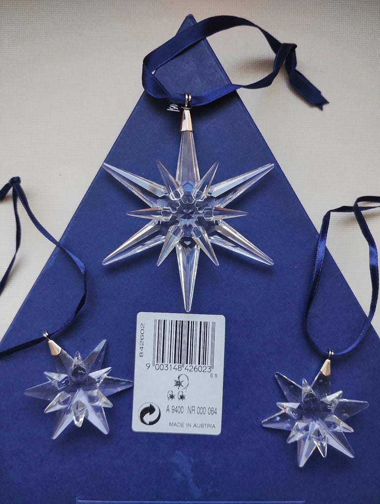 image for Swarovski crystal Christmas 2005 ornament 