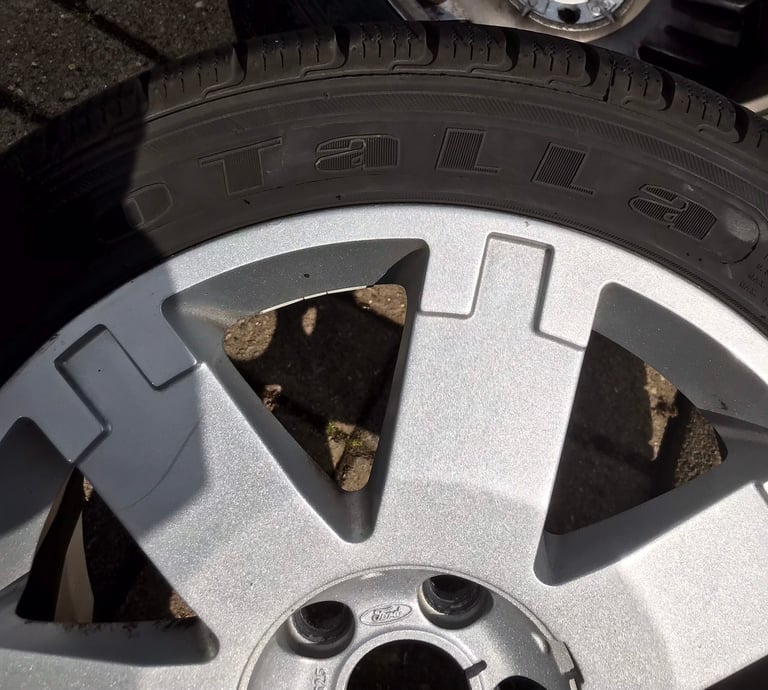 Alloy wheels and tyres