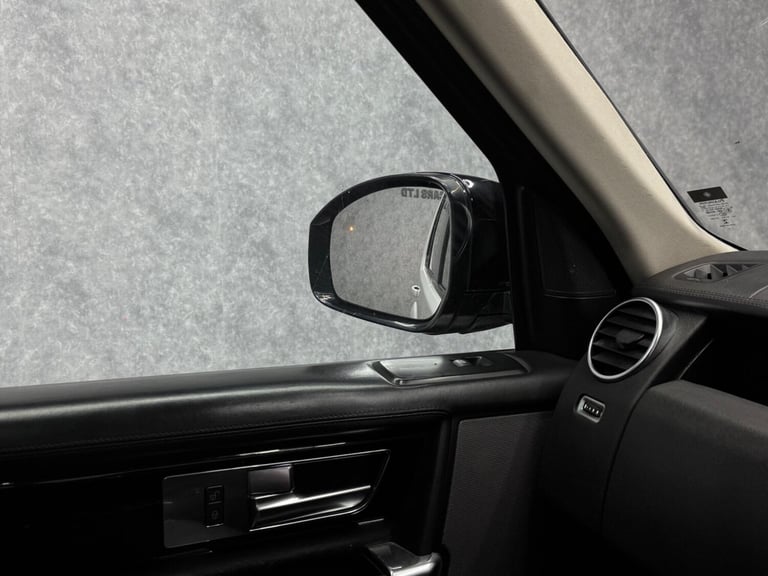 2015 Land Rover Discovery 4 3.0 SD V6 HSE Luxury Auto 4WD Euro 5 (s/s) 5dr ESTATE Diesel Automatic