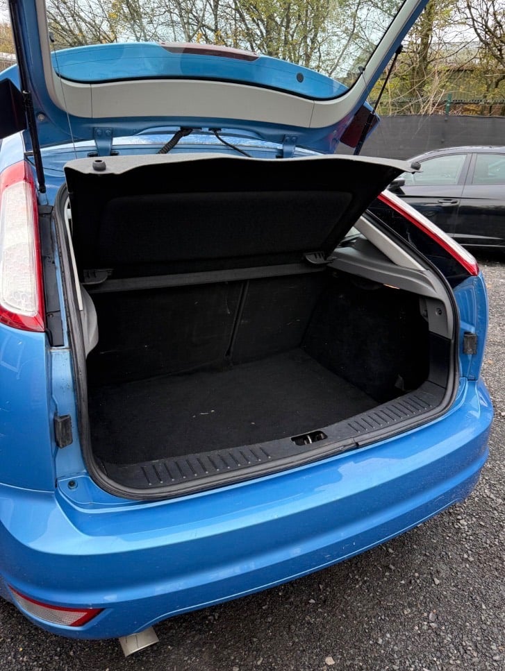 Ford, FOCUS, Hatchback, 2009, Manual, 1596 (cc), 5 doors