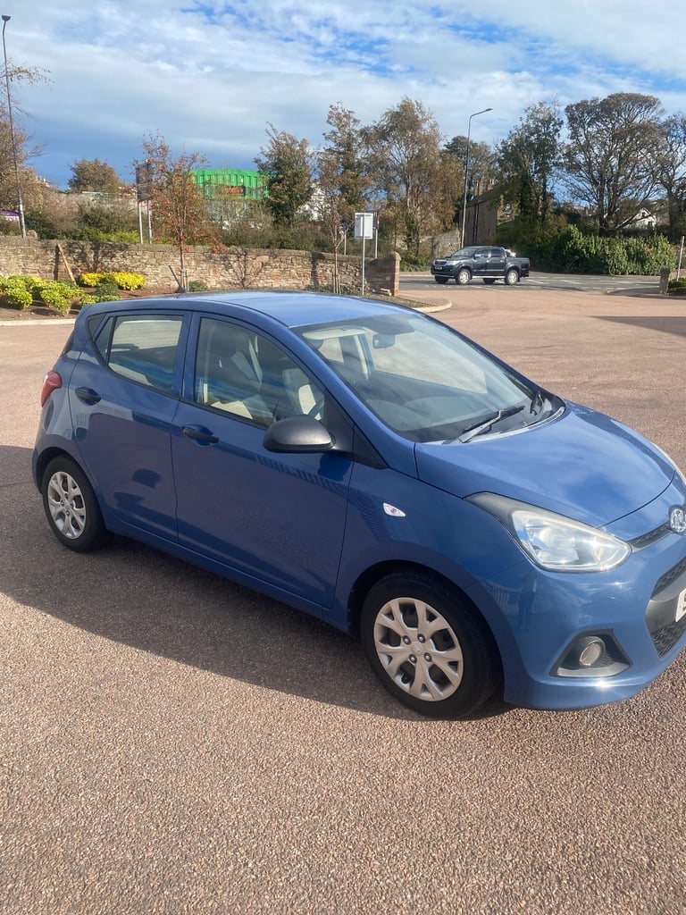 image for Hyundai i10 long M.O.T cheap running costs