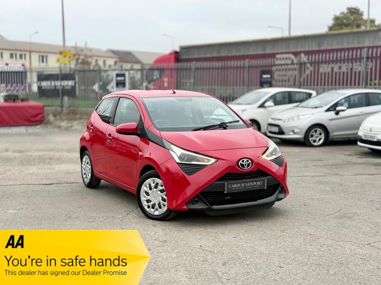 image for 2020 Toyota AYGO 1.0 VVT-i x-play Euro 6 5dr HATCHBACK Petrol Manual