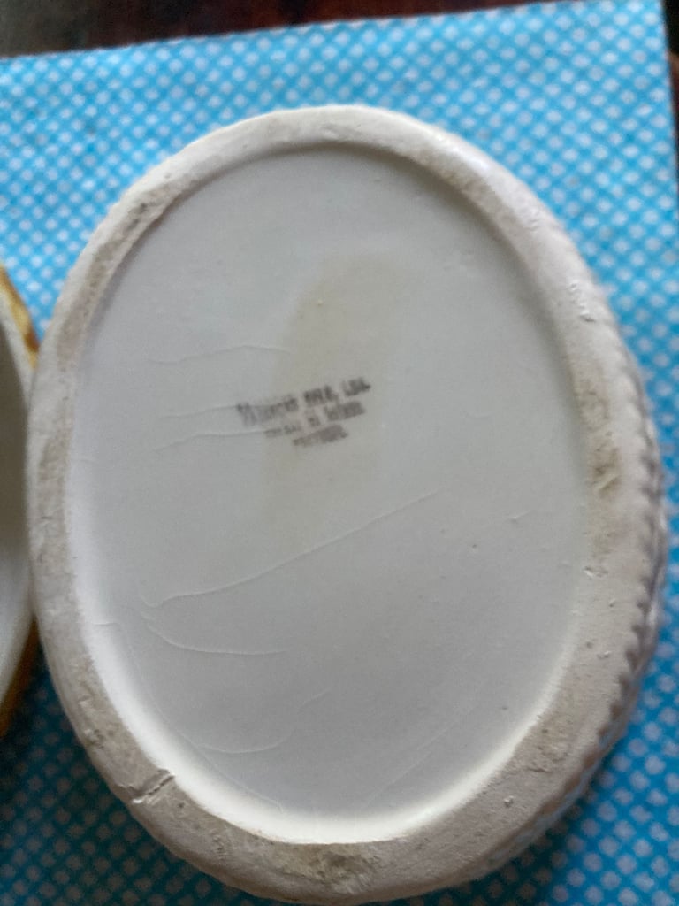 Vintage chicken in a basket ceramic storage bowl - reasonable offers accepted