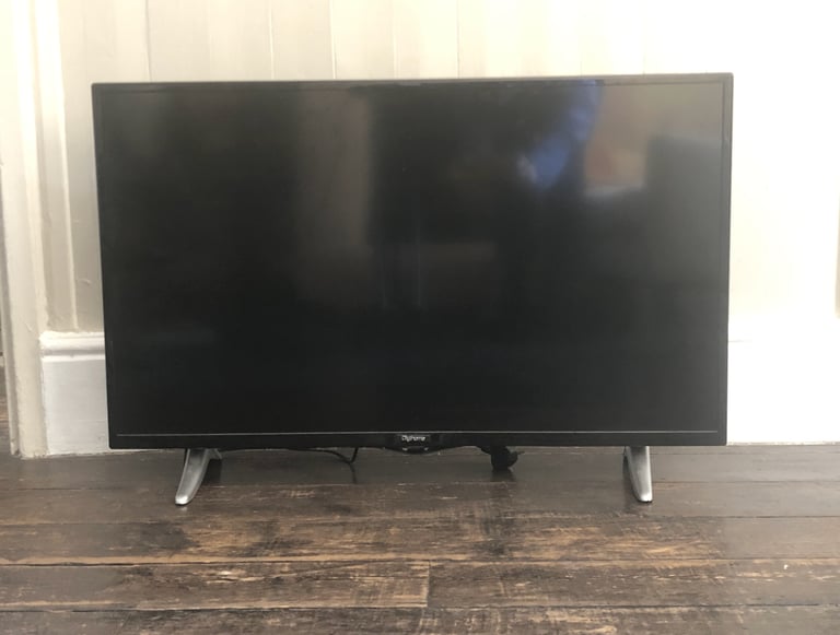 Digihome 43 inch SMART HD LED TV Remote & Wall Bracket