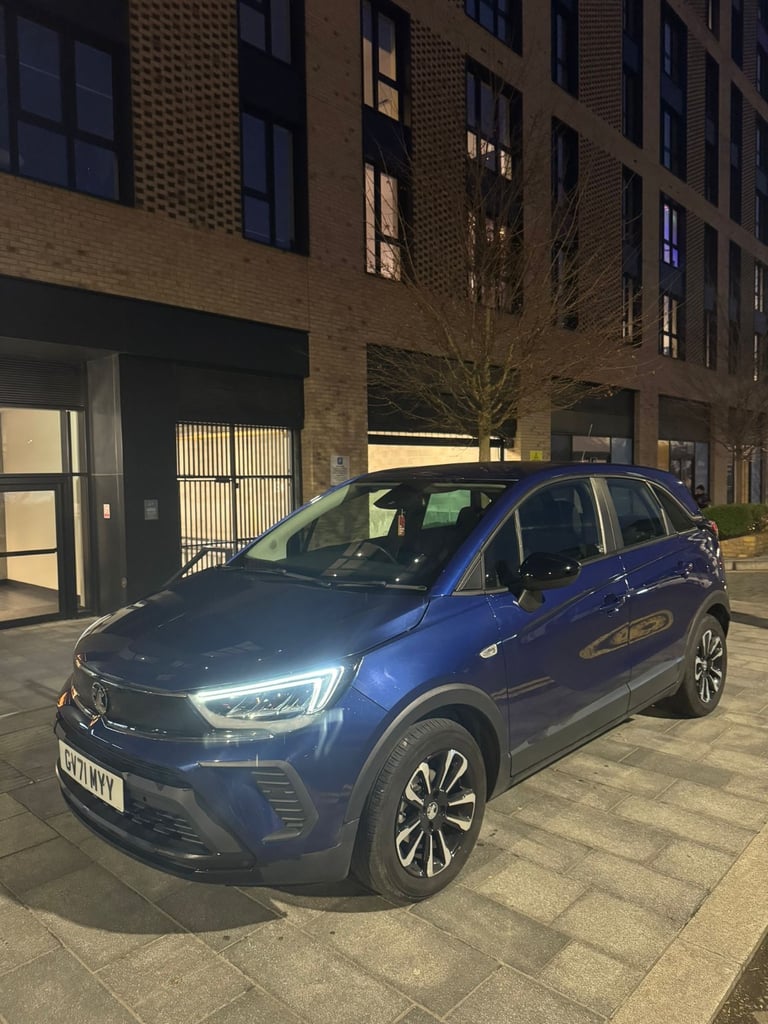 image for Vauxhall, CROSSLAND, Hatchback, 2021, Manual, 1199 (cc), 5 doors