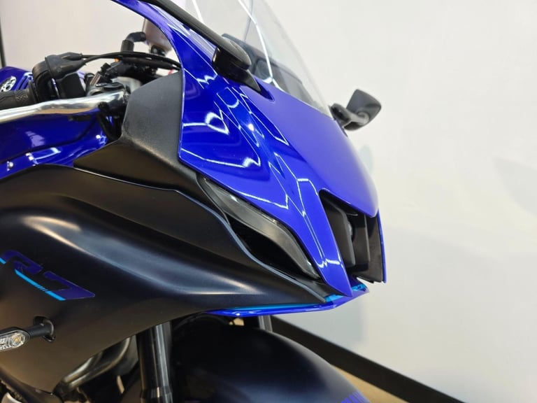 Yamaha R7 700 Blue 2022 - Low Mileage, One Owners, Full Service History, 3 Keys