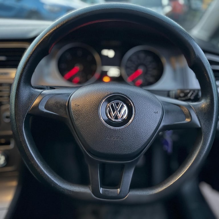 2014 Volkswagen Golf 1.6 TDI BlueMotion Euro 5 (s/s) 5dr HATCHBACK Diesel Manual