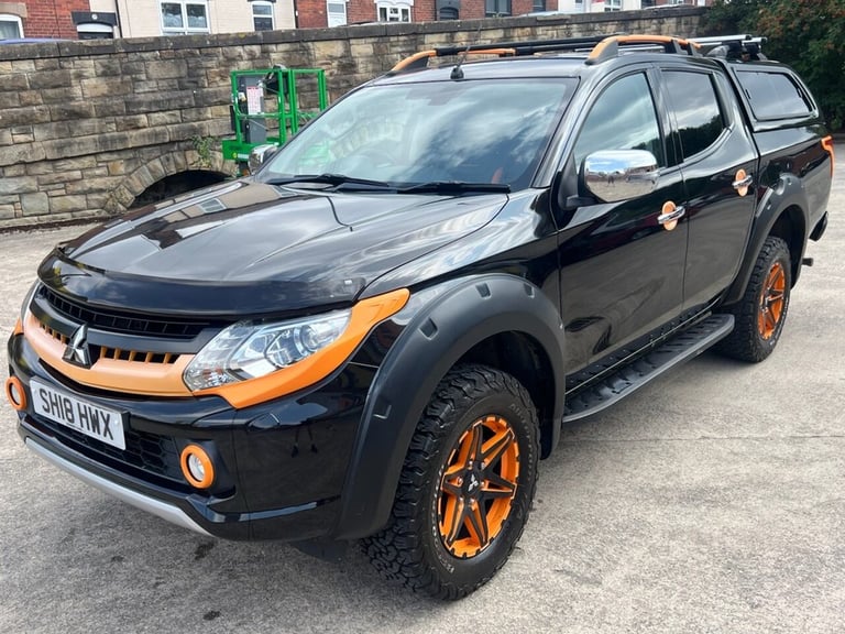 2018 Mitsubishi L200 2.4 DI-D DC Barbarian SVP II Pickup Double Cab 4dr Diesel Auto 4WD Euro 6 ( ...