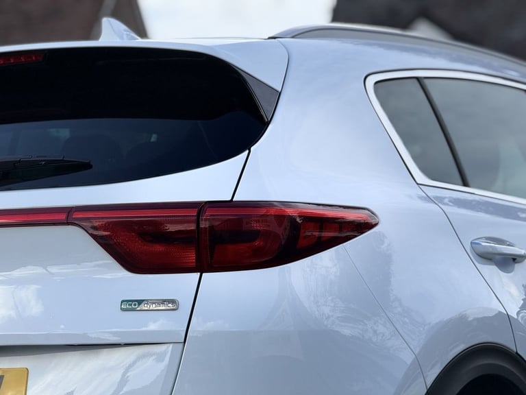 2017 Kia Sportage 1.7 CRDi ISG 2 5dr DCT Auto ESTATE DIESEL Automatic