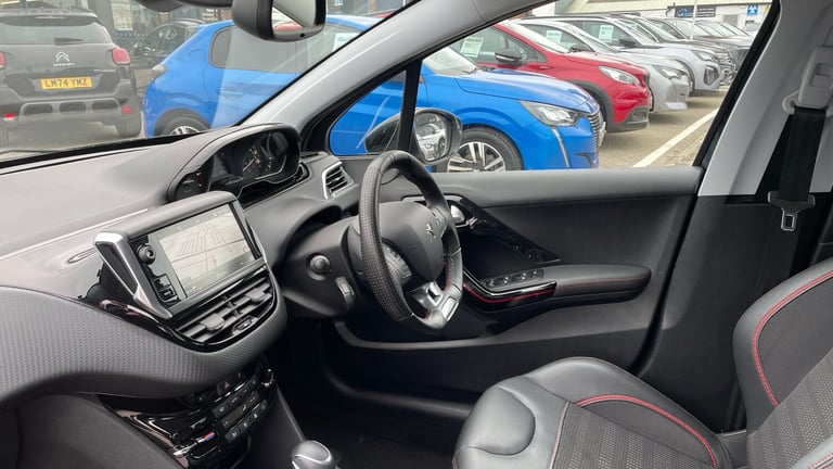 2018 Peugeot 208 1.2 PureTech GPF GT Line Hatchback 5dr Petrol EAT Euro 6 (s/s) (110 ps) Hatchbac...