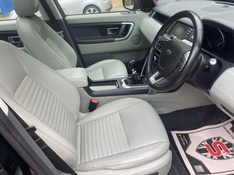 2018 Land Rover Discovery Sport 2.0 TD4 HSE Luxury SUV 5dr Diesel Manual 4WD Euro 6 (s/s) (180 ps...