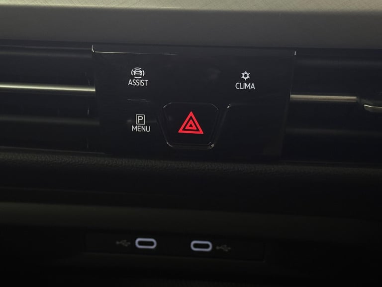 2020 Volkswagen Golf 1.5 TSI Life 5dr HATCHBACK PETROL Manual