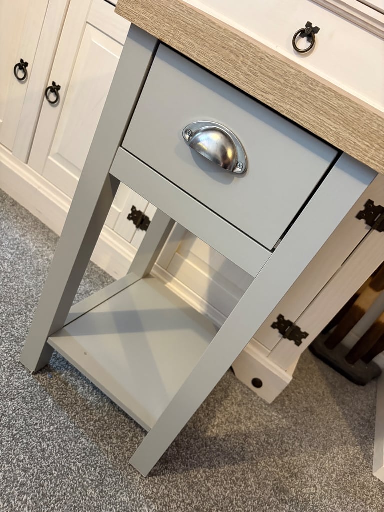Grey bed side table x1