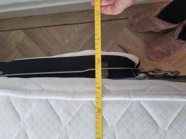 L SHAPE SOFA BED IN LEATHER