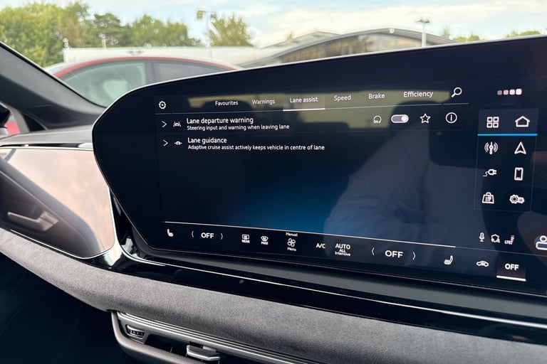 2025 Audi A6 Saloon 2.0 e-hybrid 25.9kWh Launch Edition S Tronic quattro Euro 6 (s/s) 4dr Saloon ...